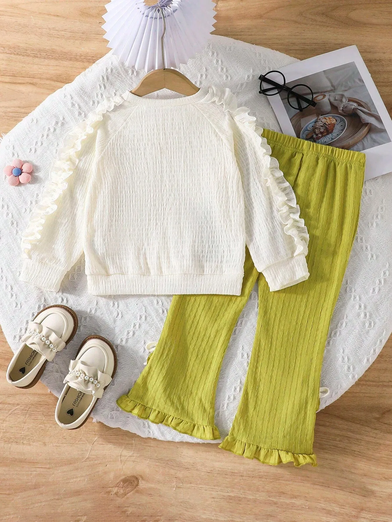 2pcs Young Girl 4-7Y Girls Outfit Floral Embroidered Long Sleeve Blouse And Fashionable Ruffle Bow Pants, Elegant Set