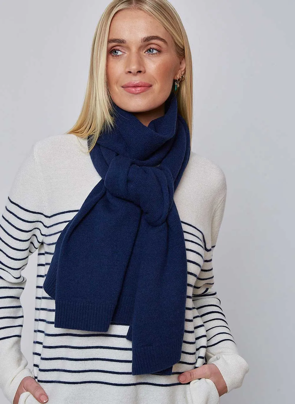 Classic Cashmere Scarf - Navy