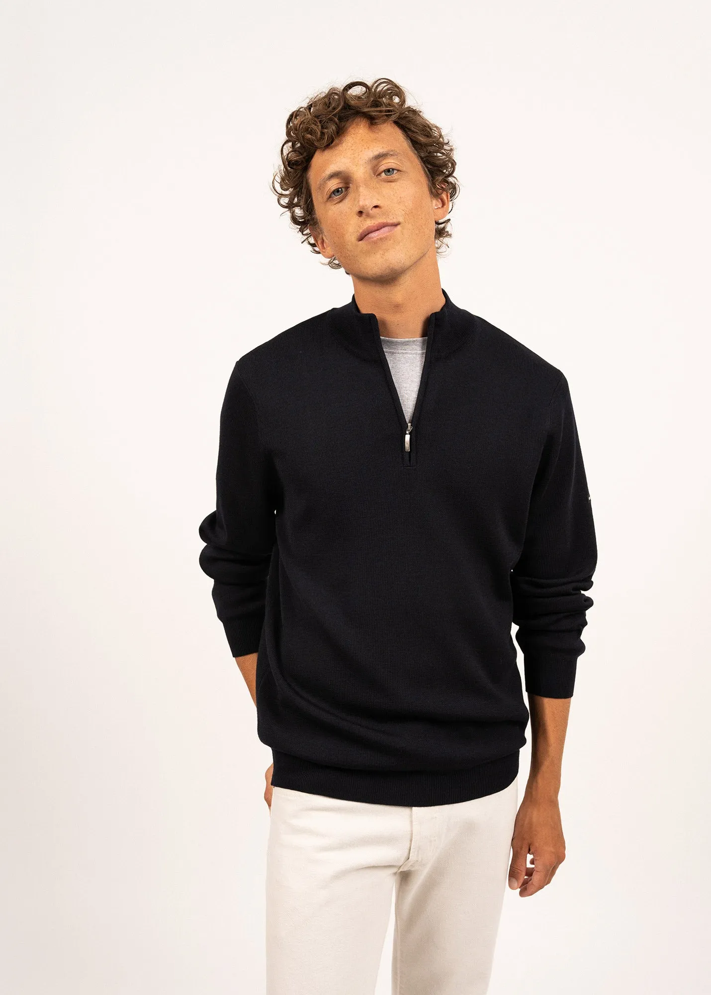 Crossley jumper - with zipped high-neck, in soft wool (PRUNE/NAVY)