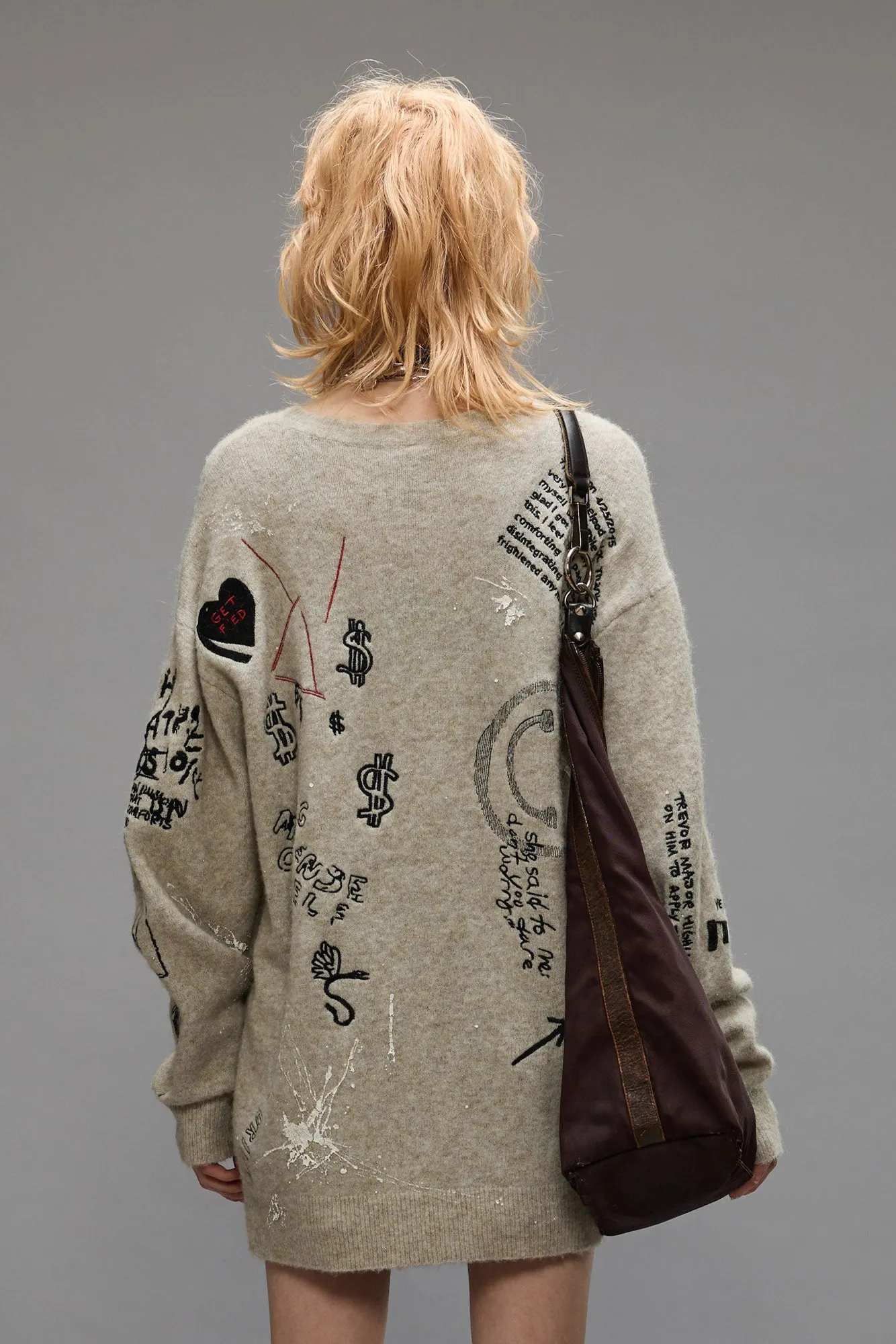 EMBROIDERED BOYFRIEND SWEATER - OATMEAL