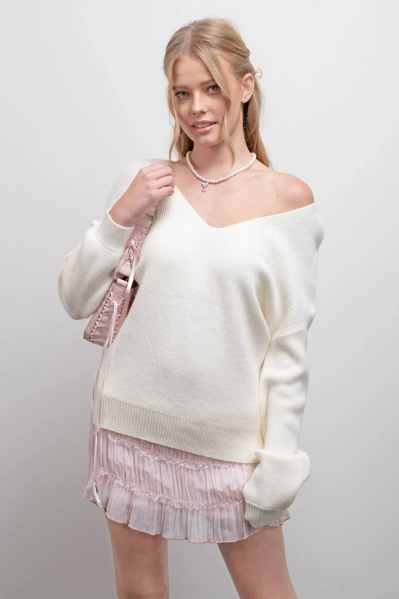 V NECK DROP SHOULDER BACK BOW TIE DETAIL SWEATER